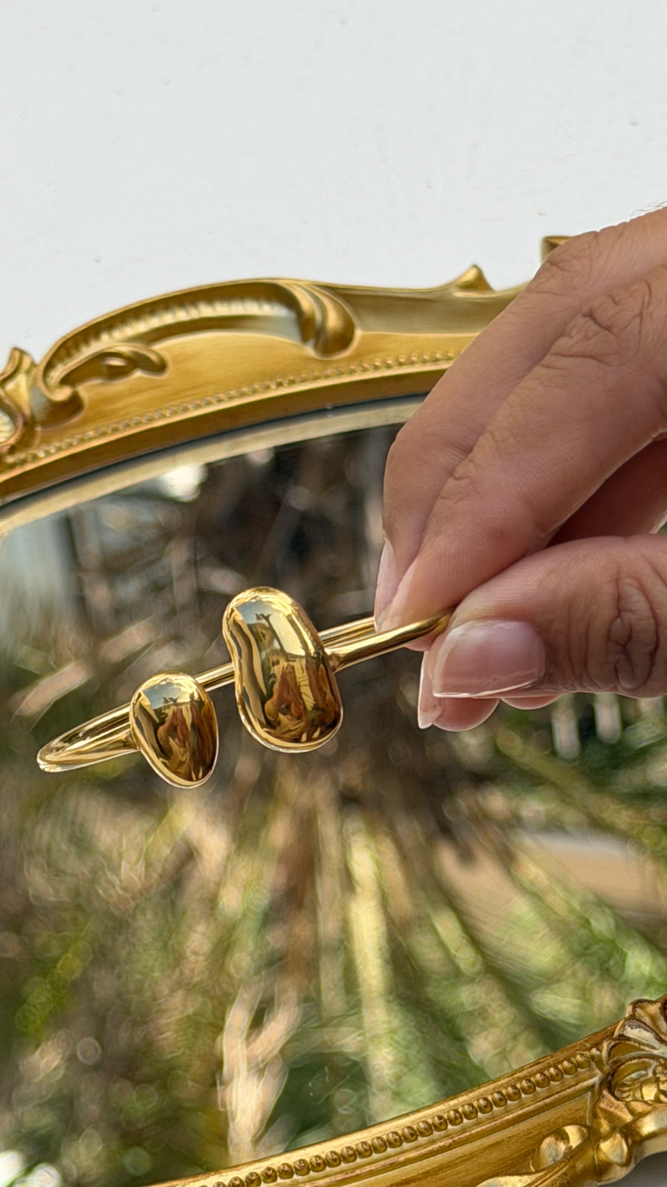 It Girl Cuff