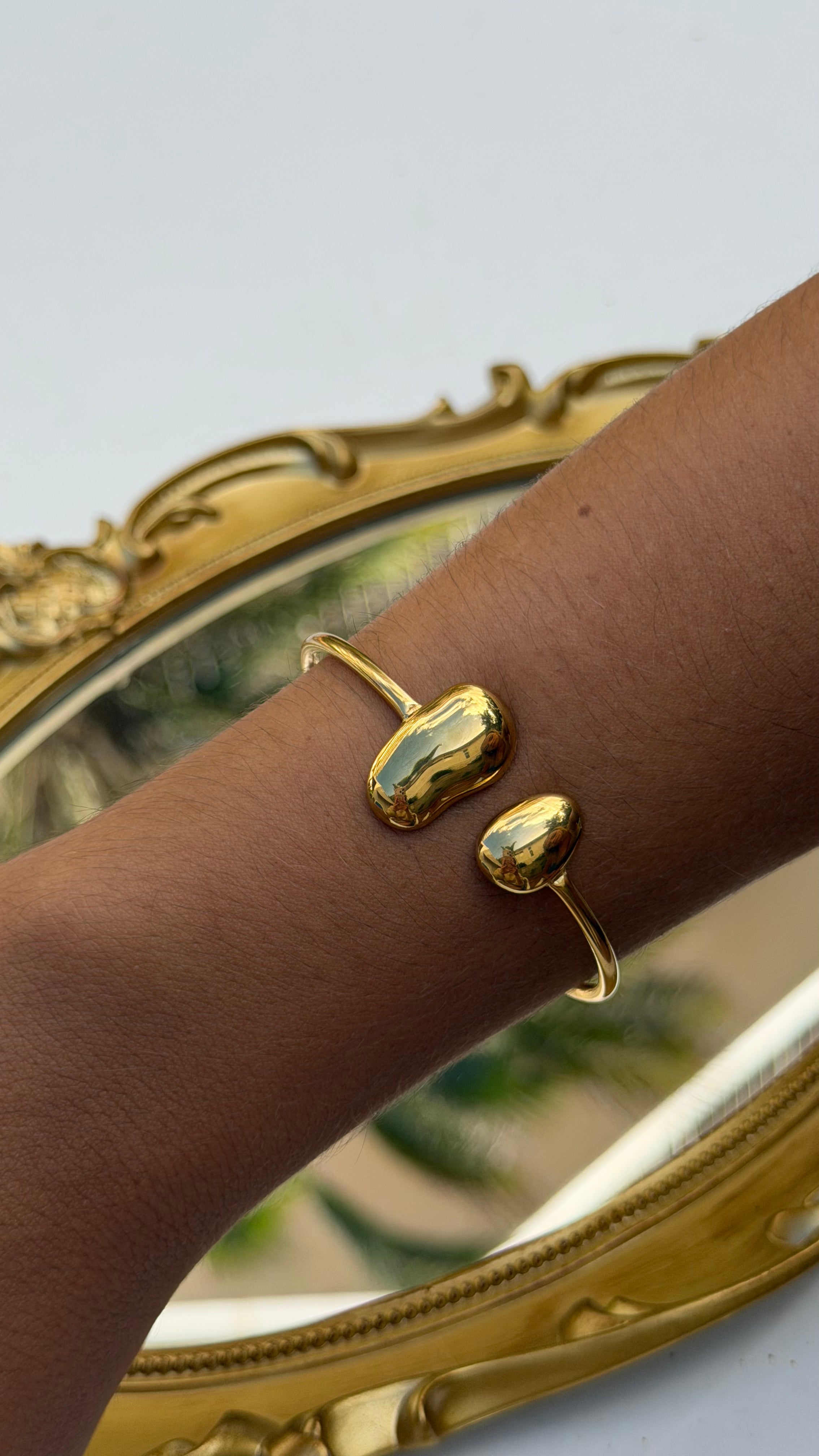 It Girl Cuff