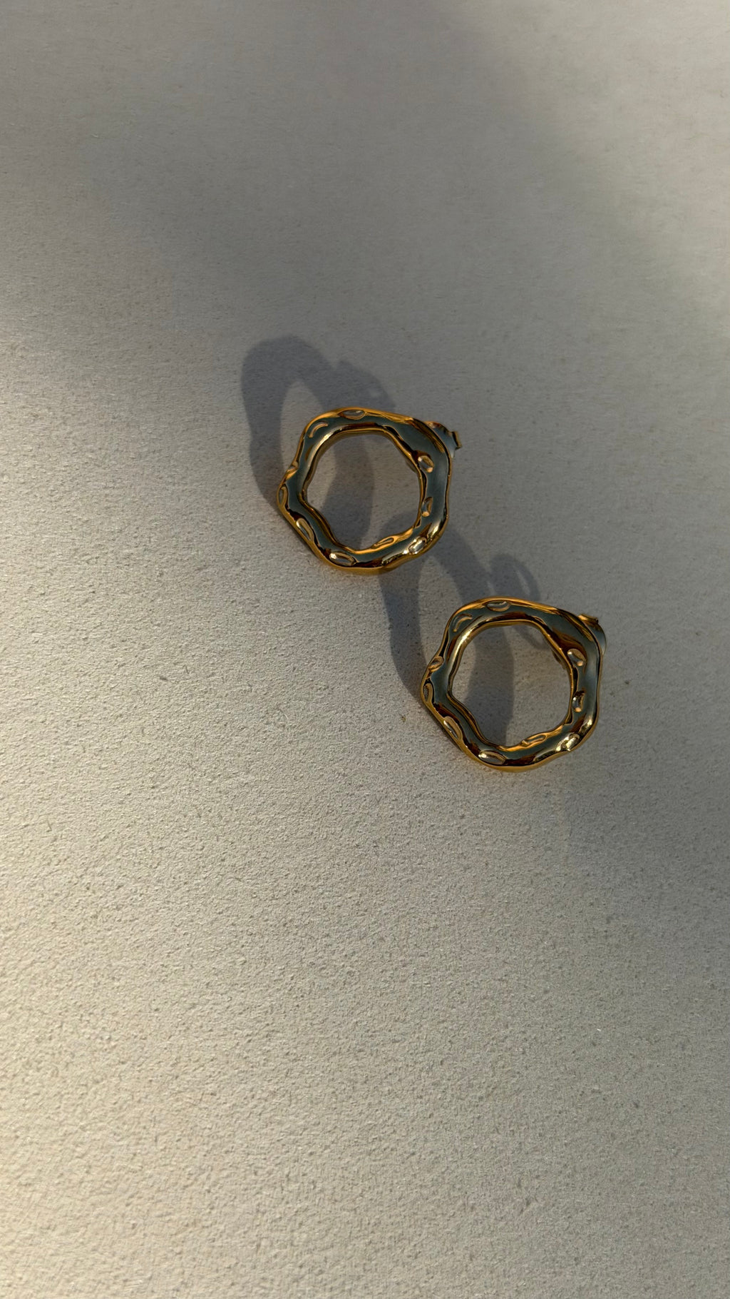 Textured Circle Earrings