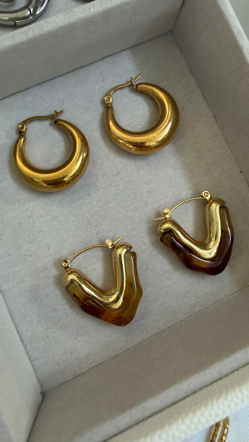 Classic hoops